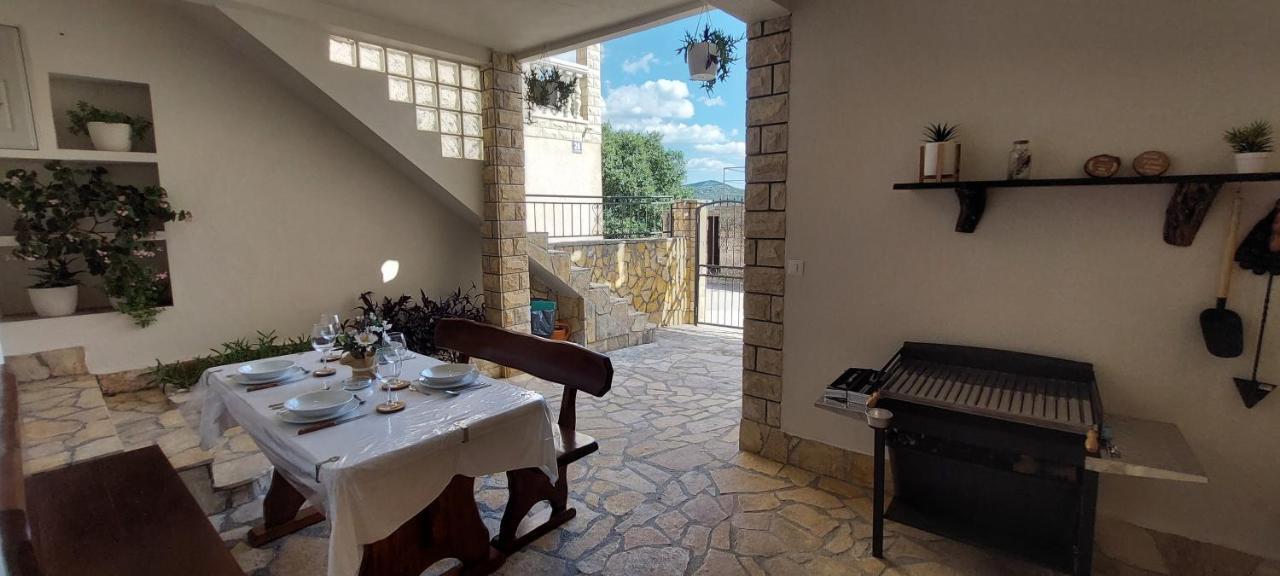 Holiday Home Peran Grebaštica 外观 照片