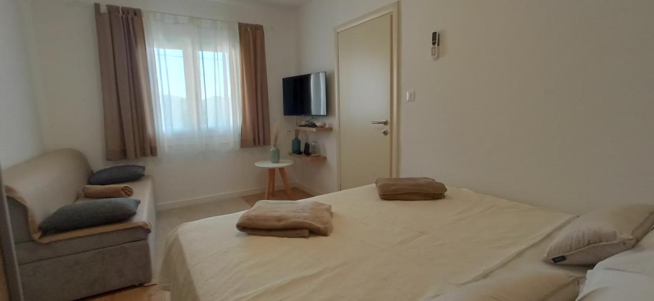 Holiday Home Peran Grebaštica 外观 照片
