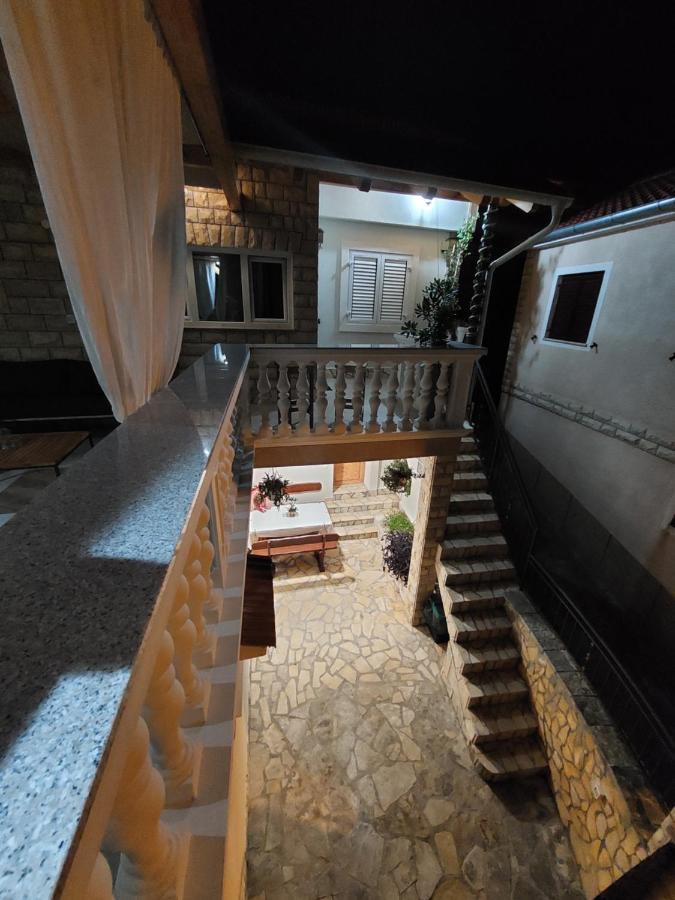 Holiday Home Peran Grebaštica 外观 照片